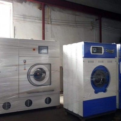 手干洗店设备多少钱一套购买一台UCC二手干洗店机器
