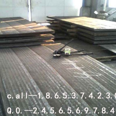 堆焊合金6+4耐磨板 碳化铬双金属耐磨钢板